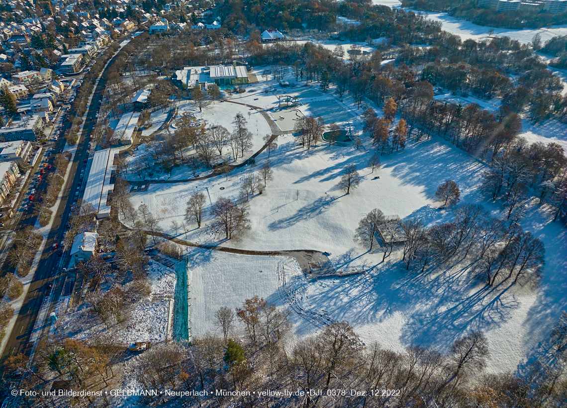 12.12.2022 -  Ostparksee mit Umgebung in Neuperlach